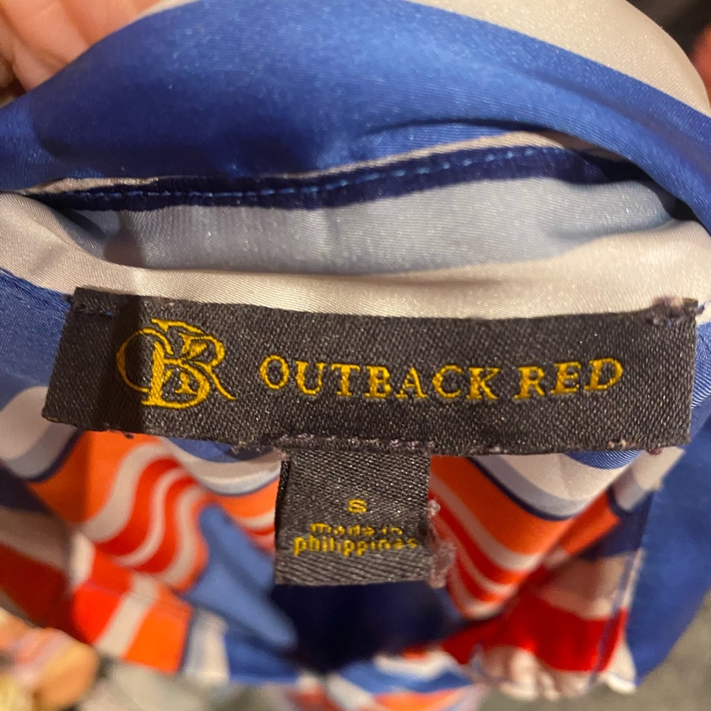 Outback Red top - Picture 3 of 3